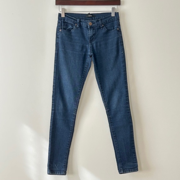 Forever 21 Dark Blue Skinny Jeans Size 24 - Picture 1 of 16